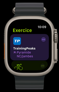 Apple Watch Ultra 2, affichant l’app TrainingPeaks.