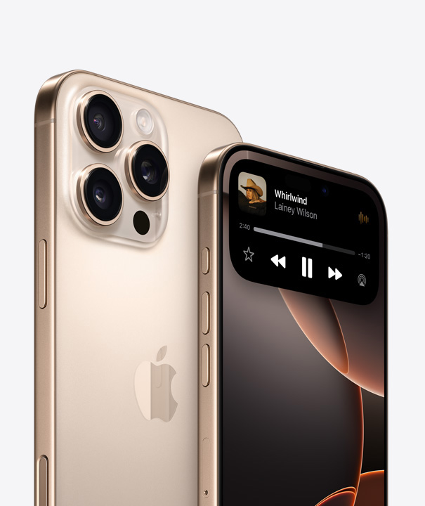 3개의 카메라 렌즈가 있는 뒷면을 보여주는 데저트 티타늄 색상의 iPhone 16 Pro, 그리고 살짝 그 앞에서 Dynamic Island가 떠 있는 앞면 디스플레이 화면을 보여주는 또 다른 iPhone 16 Pro의 모습.