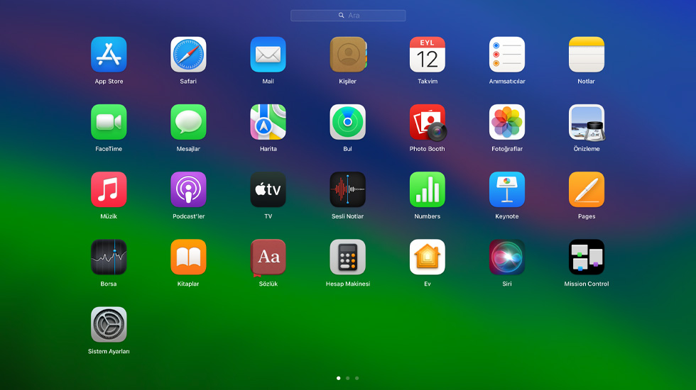 Ekranda ızgara biçiminde görüntülenen çeşitli uygulama simgeleri.